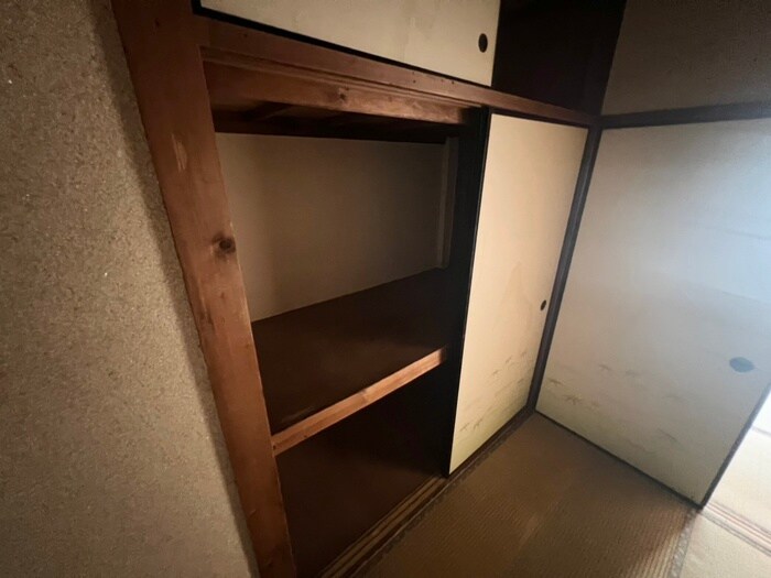 物件内観写真12　(収納)
