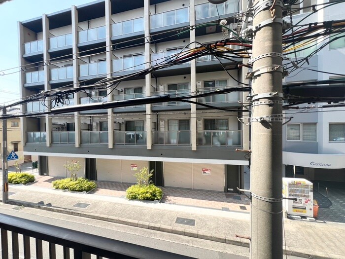 物件内観写真21　(室内からの展望)