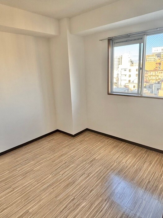 物件内観写真12　(居室)