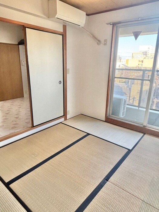 物件内観写真13　(居室)