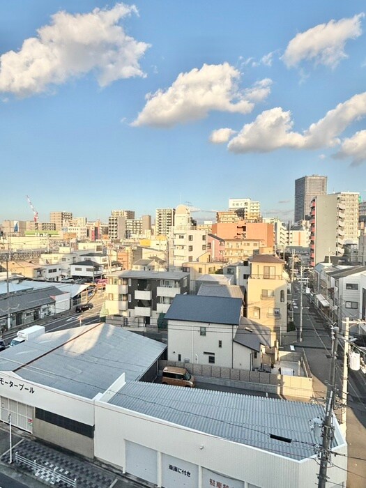 物件内観写真15　(室内からの展望)