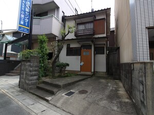 菅氏常盤貸家外観写真