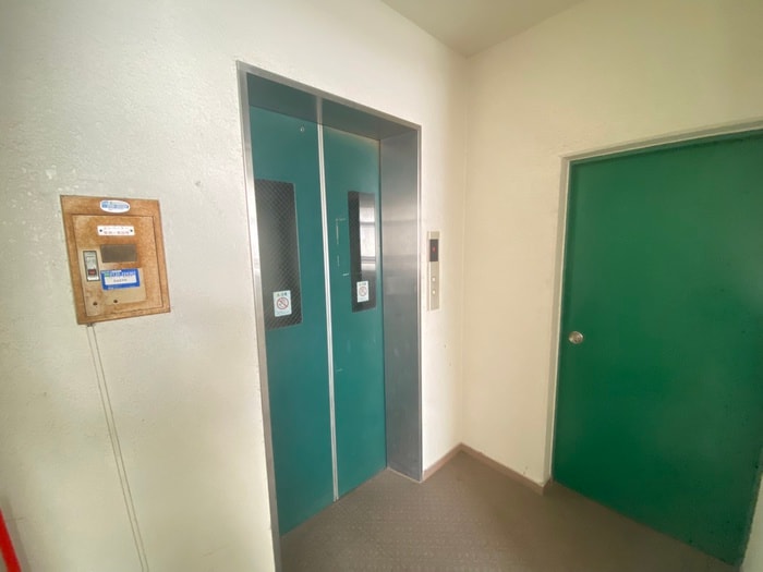 物件外観写真4　(建物設備)