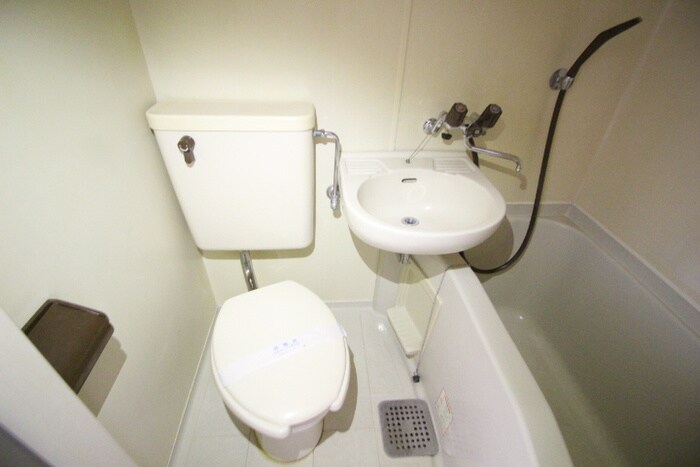 物件内観写真13　(トイレ)