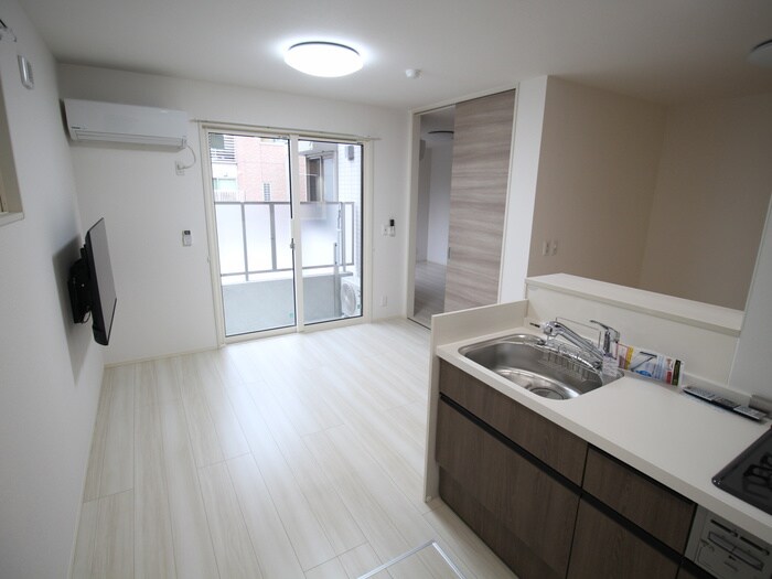 物件内観写真8　(居室)