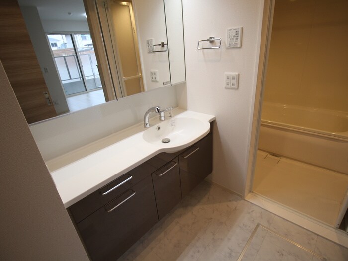 物件内観写真13　(洗面)