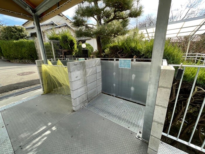 物件外観写真6　(建物設備)