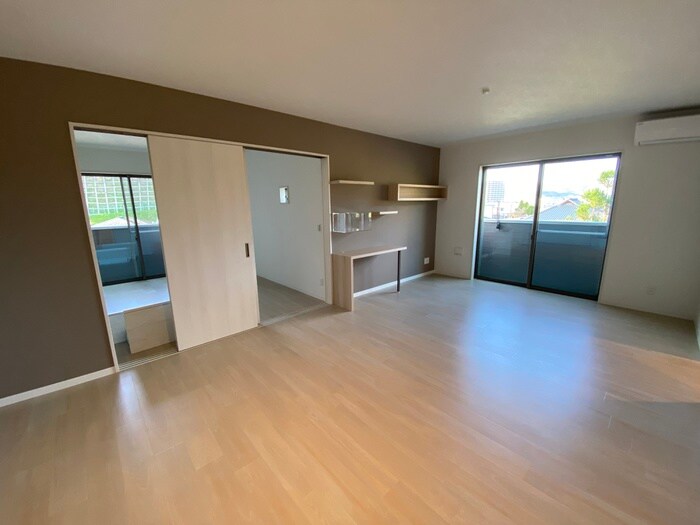 物件内観写真10　(居室)