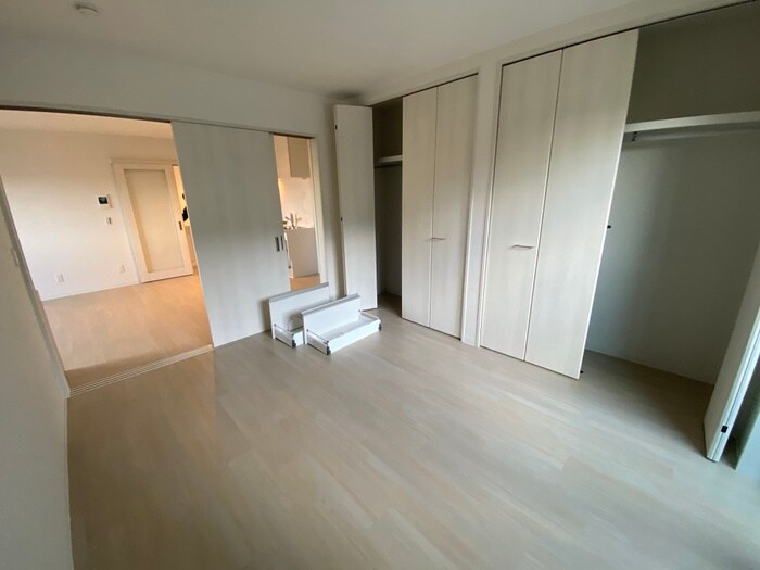 物件内観写真12　(収納)