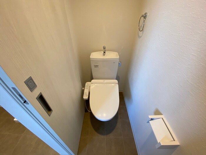 物件内観写真16　(トイレ)