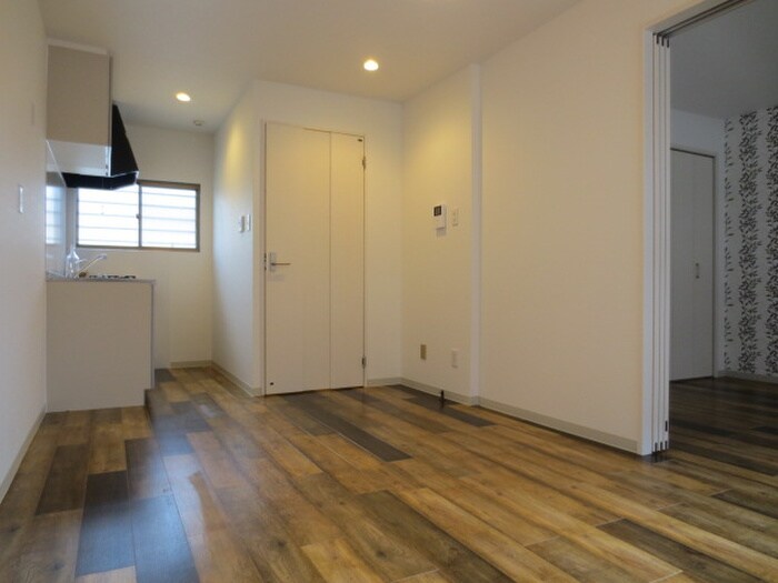 物件内観写真7　(居室)