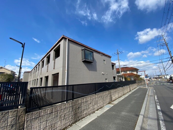 物件外観写真3　(外観写真)