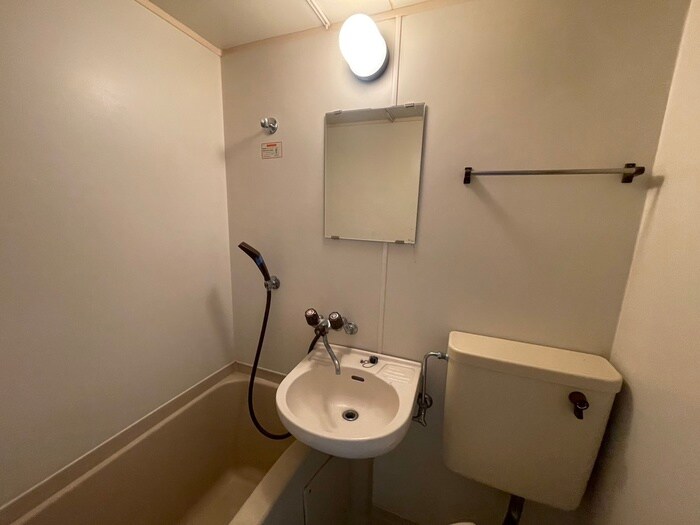 物件内観写真14　(洗面)