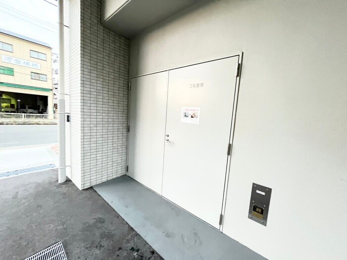 物件外観写真3　(建物設備)