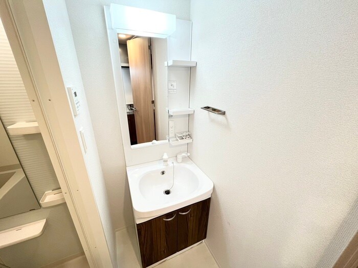 物件内観写真10　(洗面)