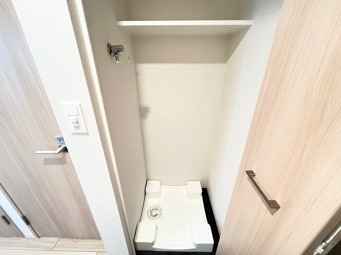 物件内観写真11　(洗濯機置場)