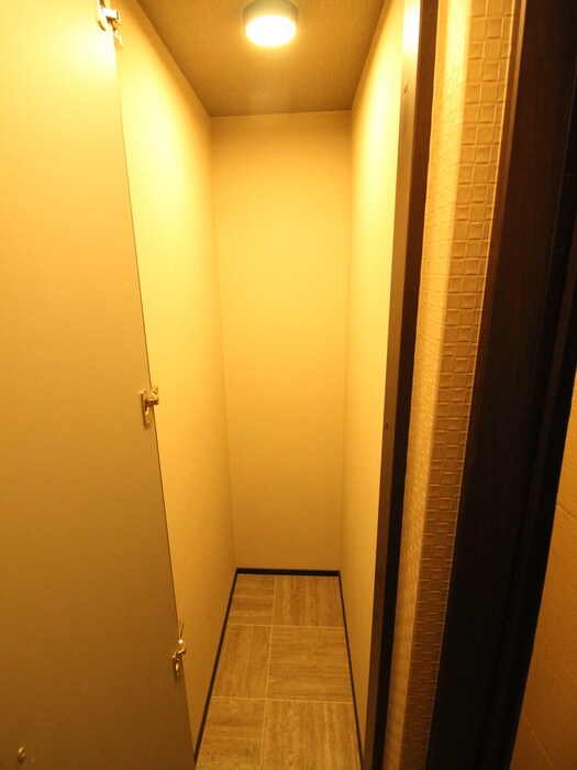 物件内観写真8　(靴箱)