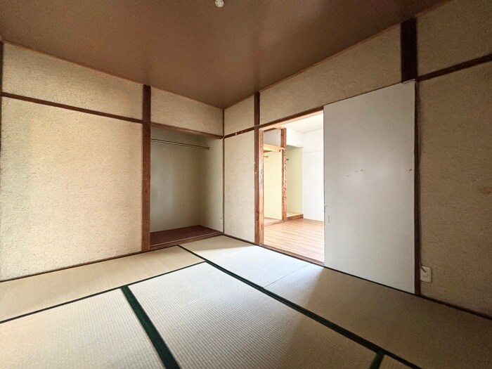 物件内観写真12　(居室)