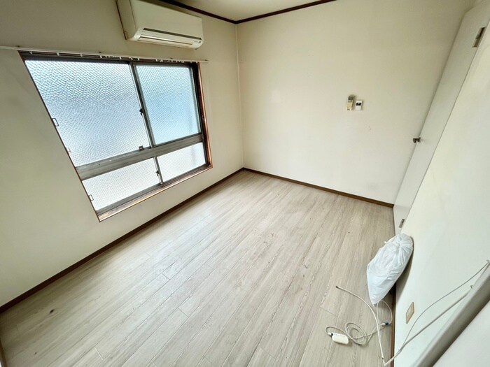 物件内観写真14　(居室)