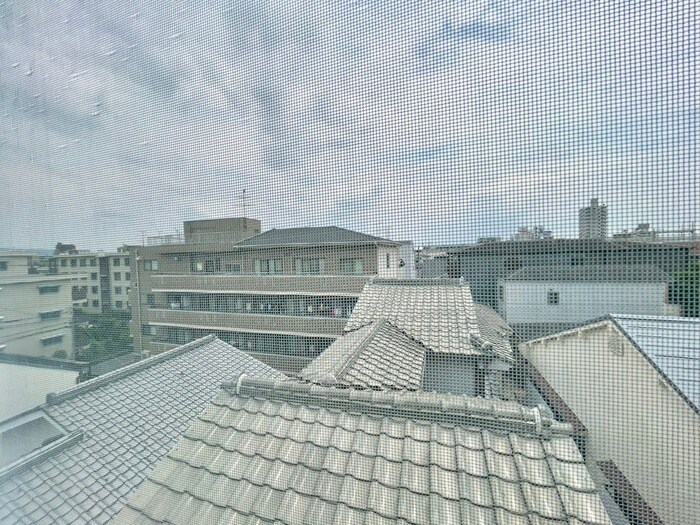 物件内観写真16　(室内からの展望)