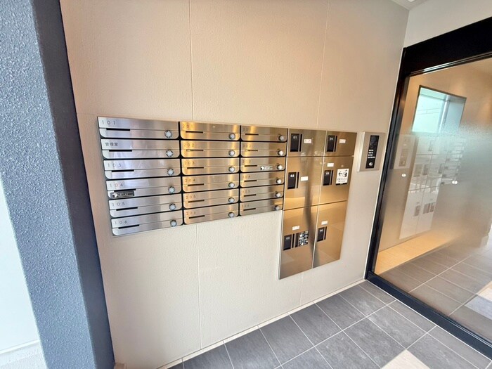 物件外観写真4　(建物設備)