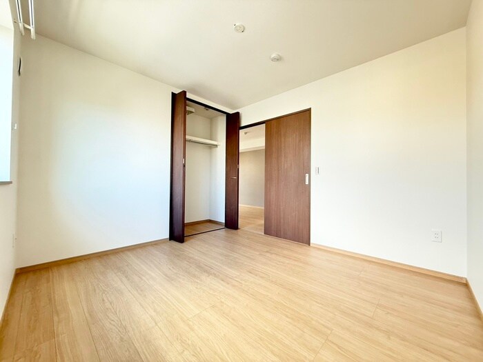 物件内観写真19　(居室)