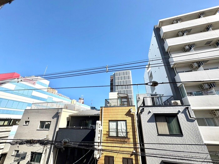 物件内観写真21　(室内からの展望)