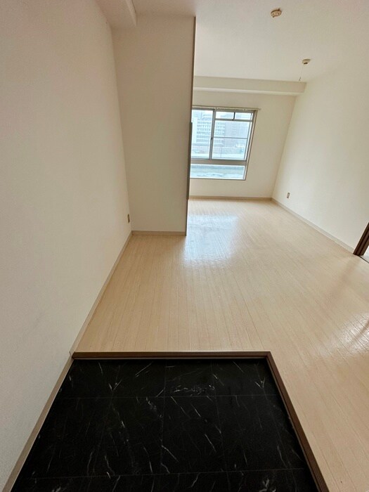 物件内観写真14　(玄関)
