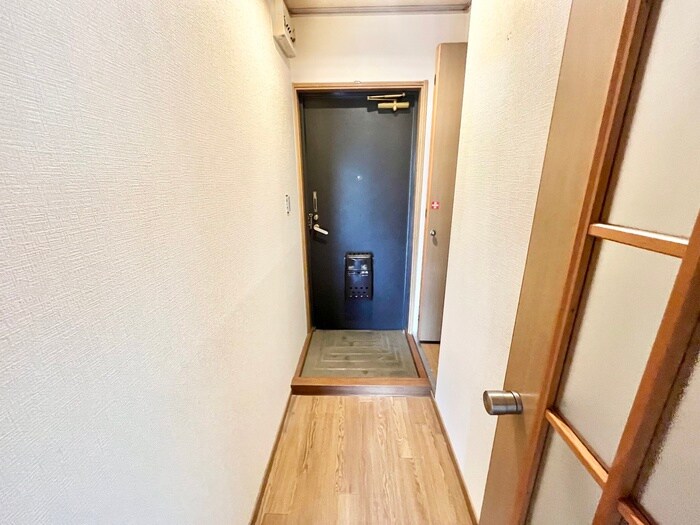 物件内観写真19　(廊下)