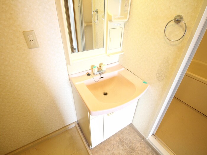 物件内観写真13　(洗面)