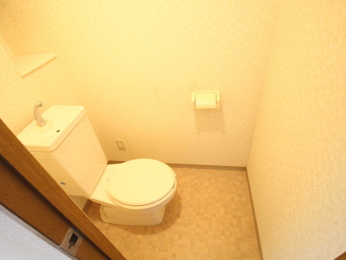 物件内観写真18　(トイレ)