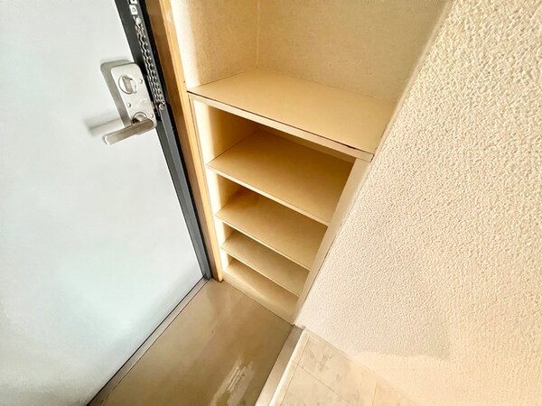 靴箱
