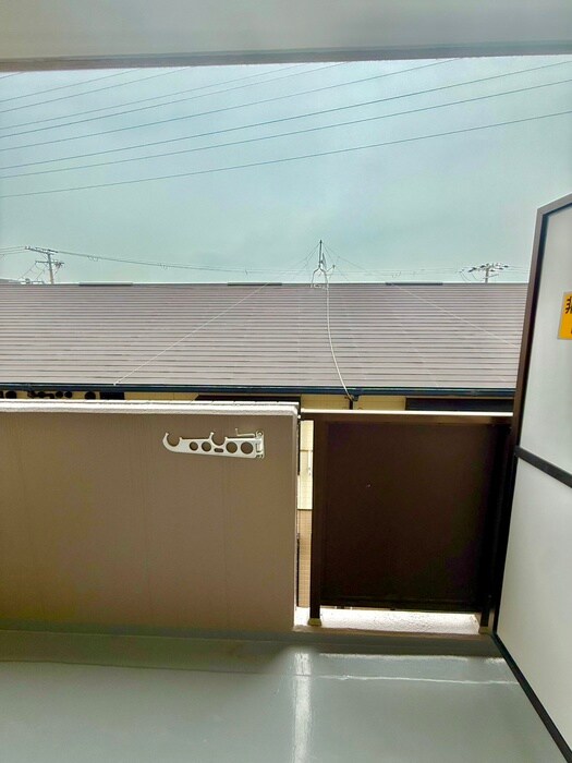 物件内観写真20　(室内からの展望)