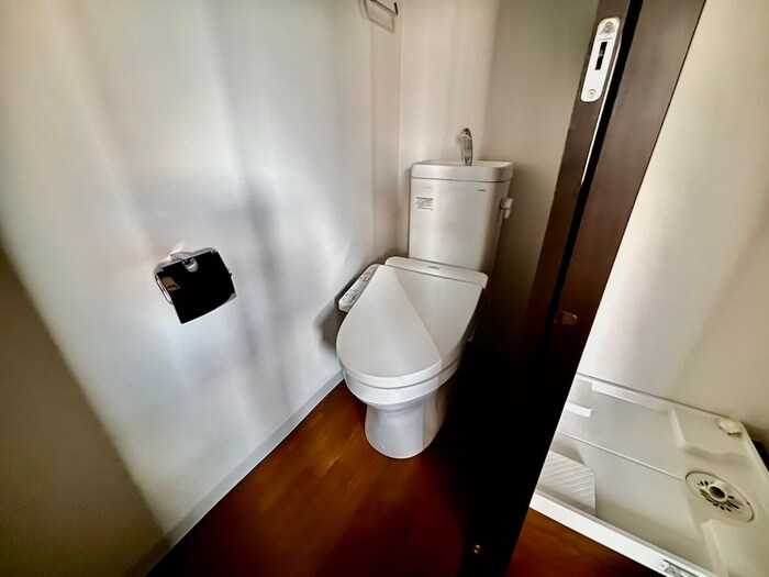 物件内観写真15　(トイレ)