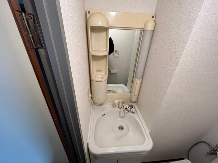 物件内観写真9　(洗面)