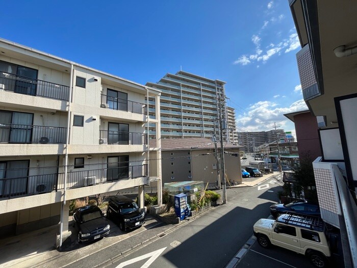 物件内観写真19　(室内からの展望)