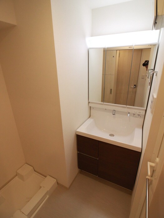 物件内観写真10　(洗面)