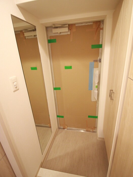 物件内観写真19　(玄関)