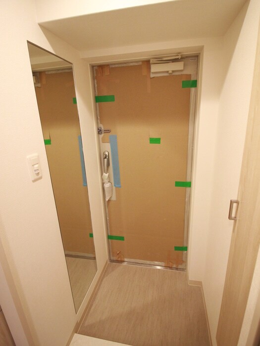 物件内観写真21　(玄関)