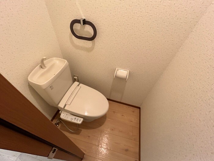 物件内観写真15　(トイレ)