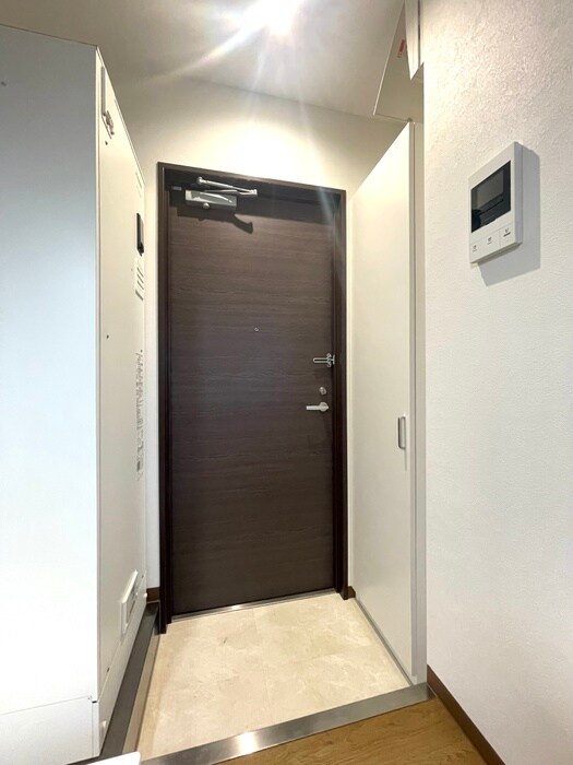 物件内観写真19　(玄関)