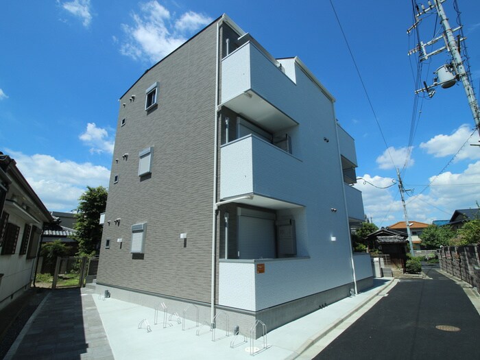 物件外観写真4　(外観写真)