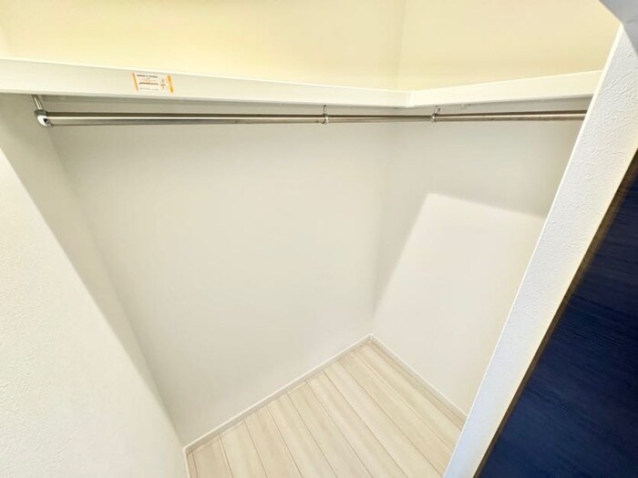 物件内観写真13　(収納)