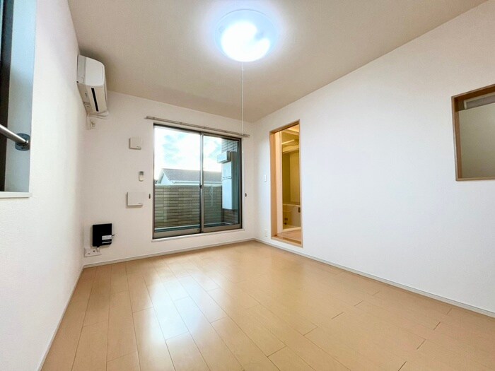 物件内観写真7　(居室)