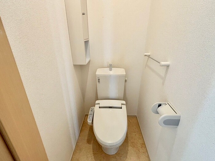 物件内観写真11　(トイレ)