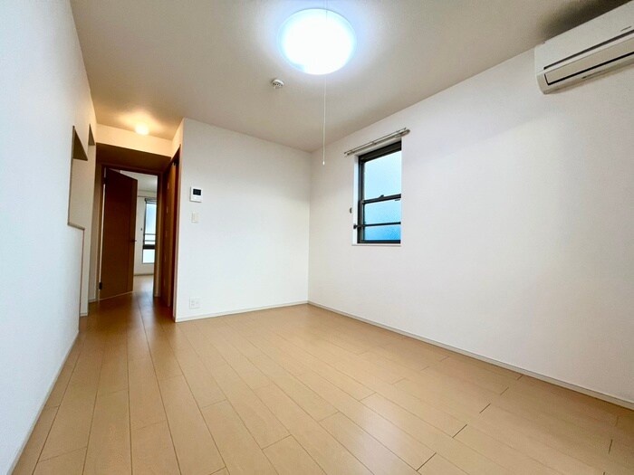 物件内観写真17　(居室)