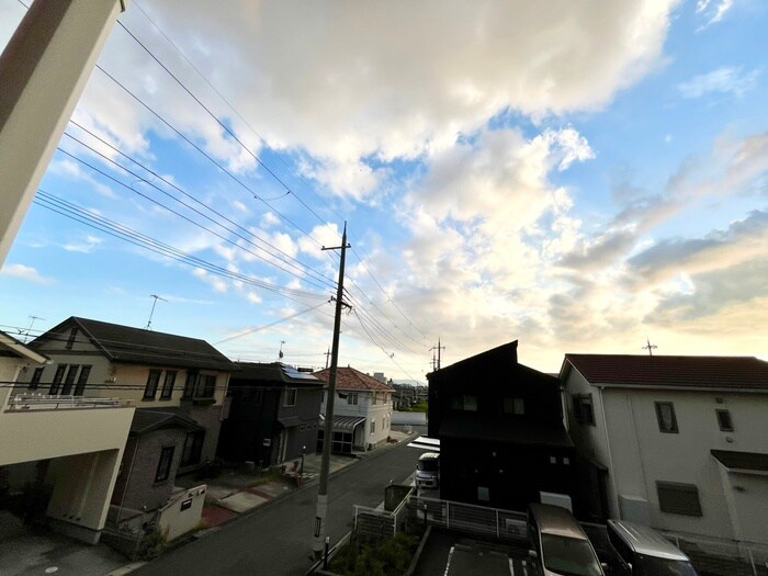 物件内観写真21　(室内からの展望)