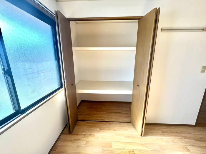 物件内観写真15　(収納)