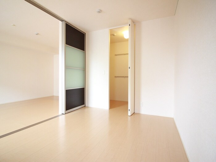 物件内観写真6　(居室)