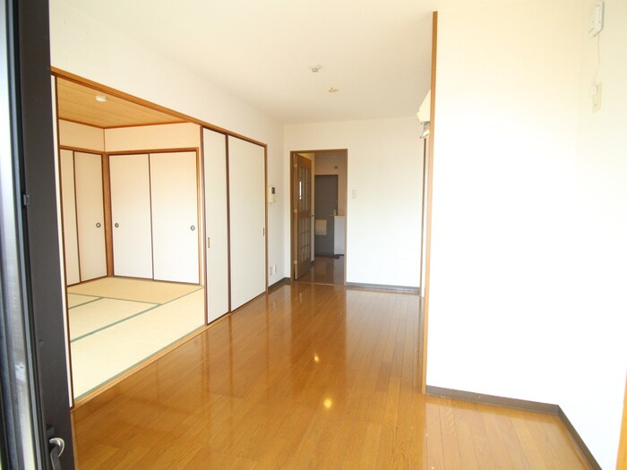 物件内観写真10　(居室)